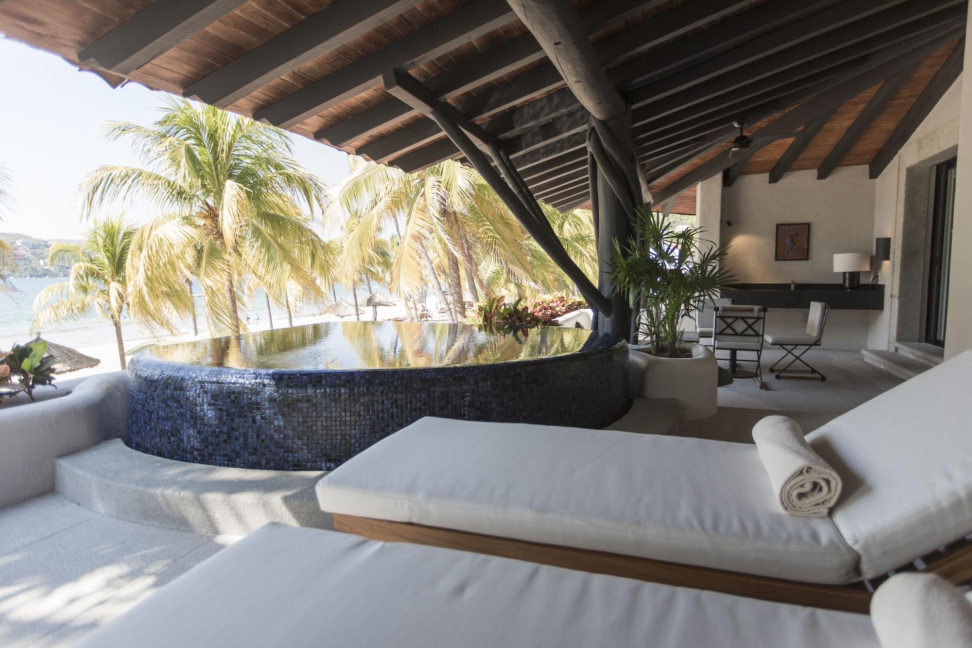 Thompson Zihuatanejo Hotel Bagian luar foto