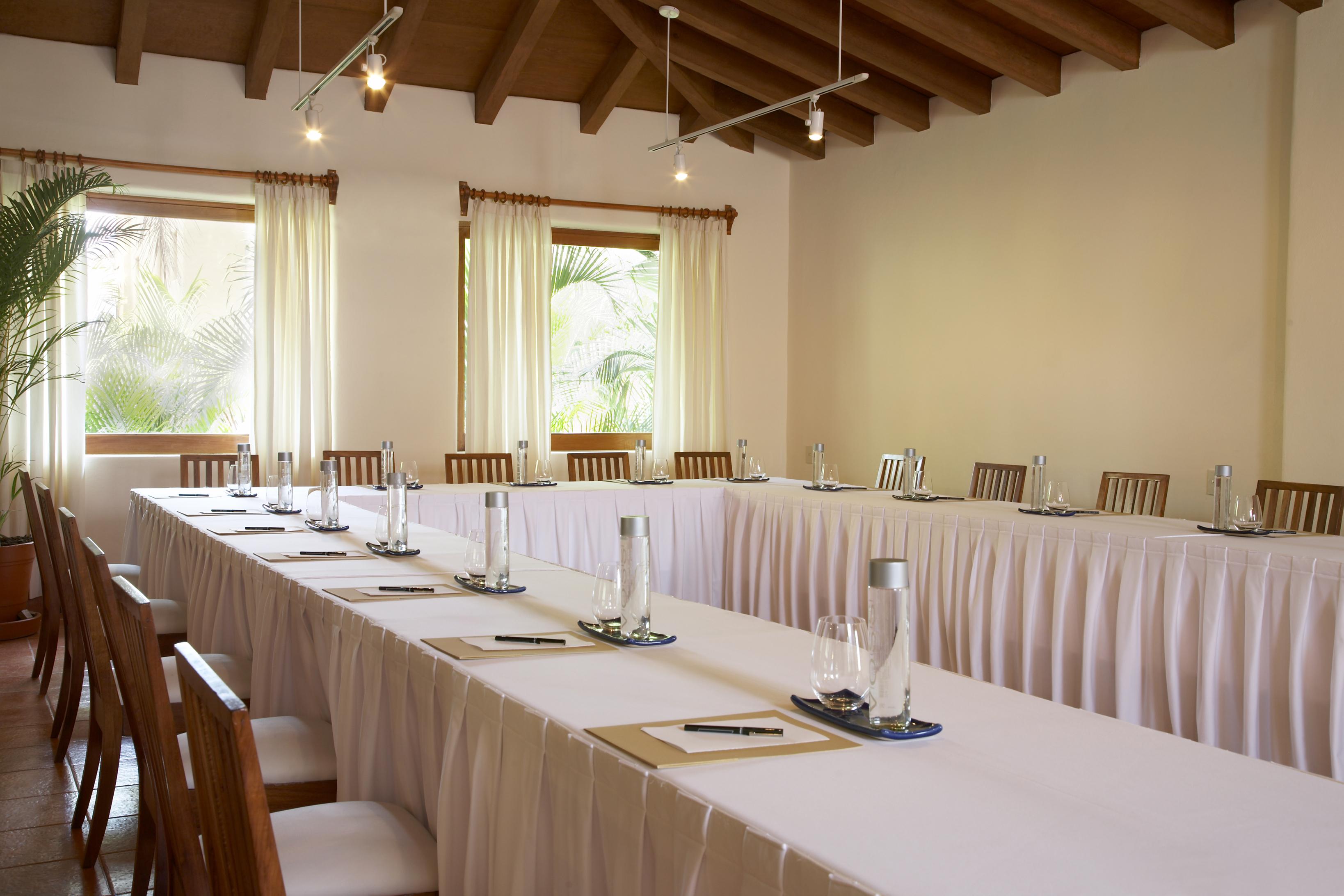Thompson Zihuatanejo Hotel Bagian luar foto