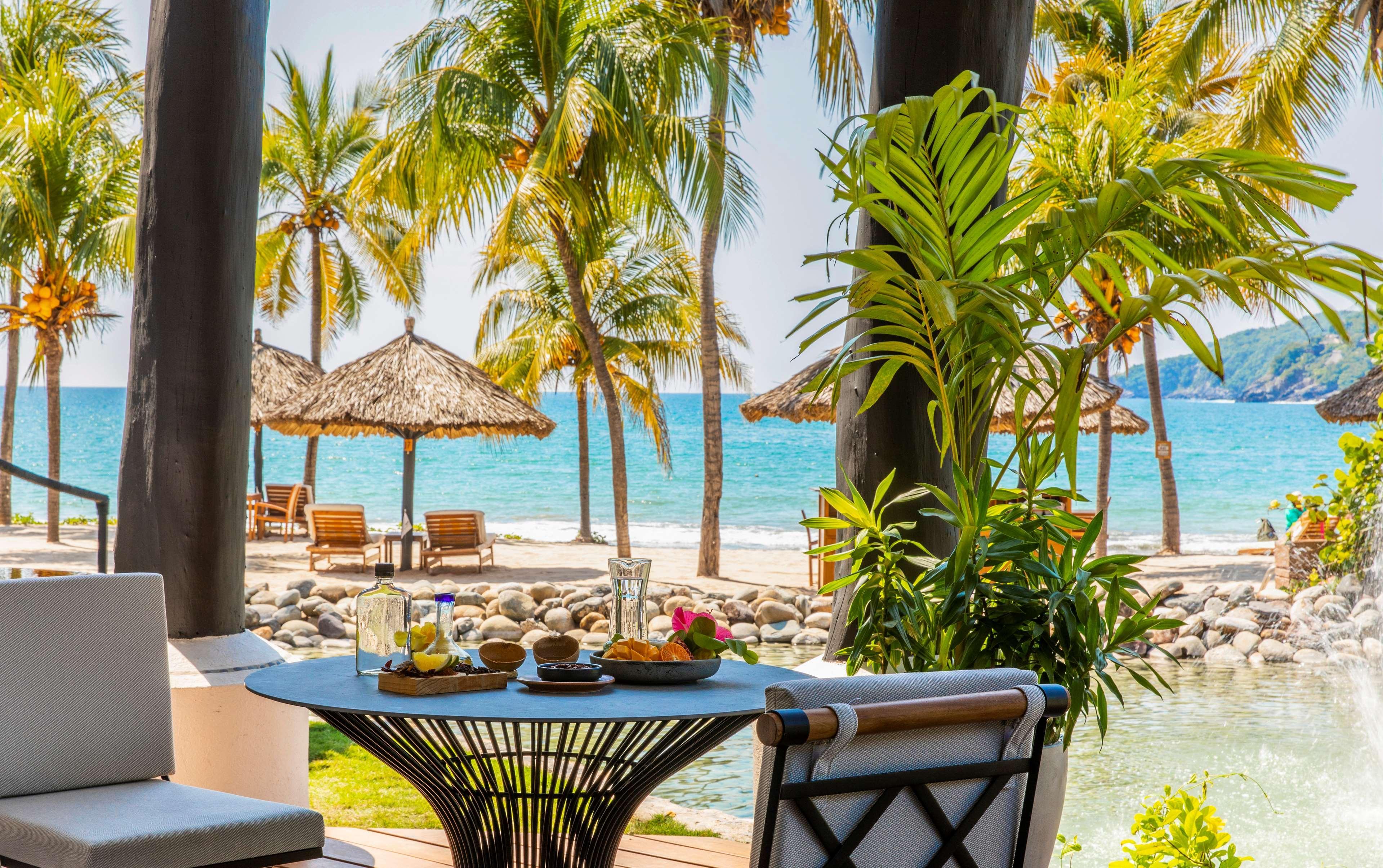 Thompson Zihuatanejo Hotel Bagian luar foto