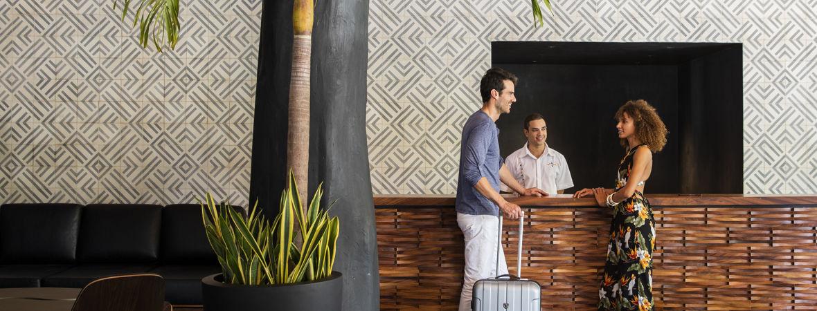 Thompson Zihuatanejo Hotel Bagian luar foto