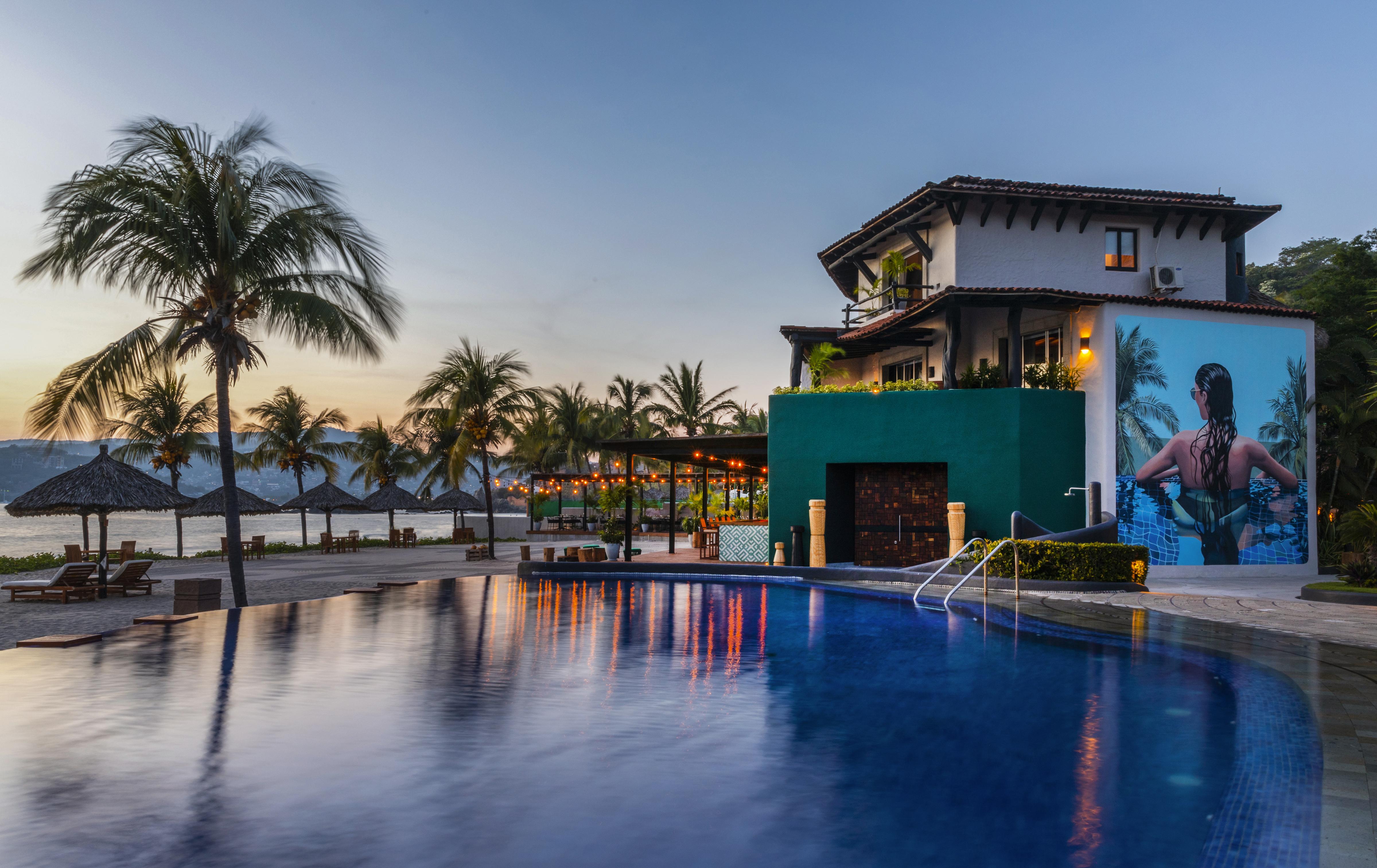 Thompson Zihuatanejo Hotel Bagian luar foto