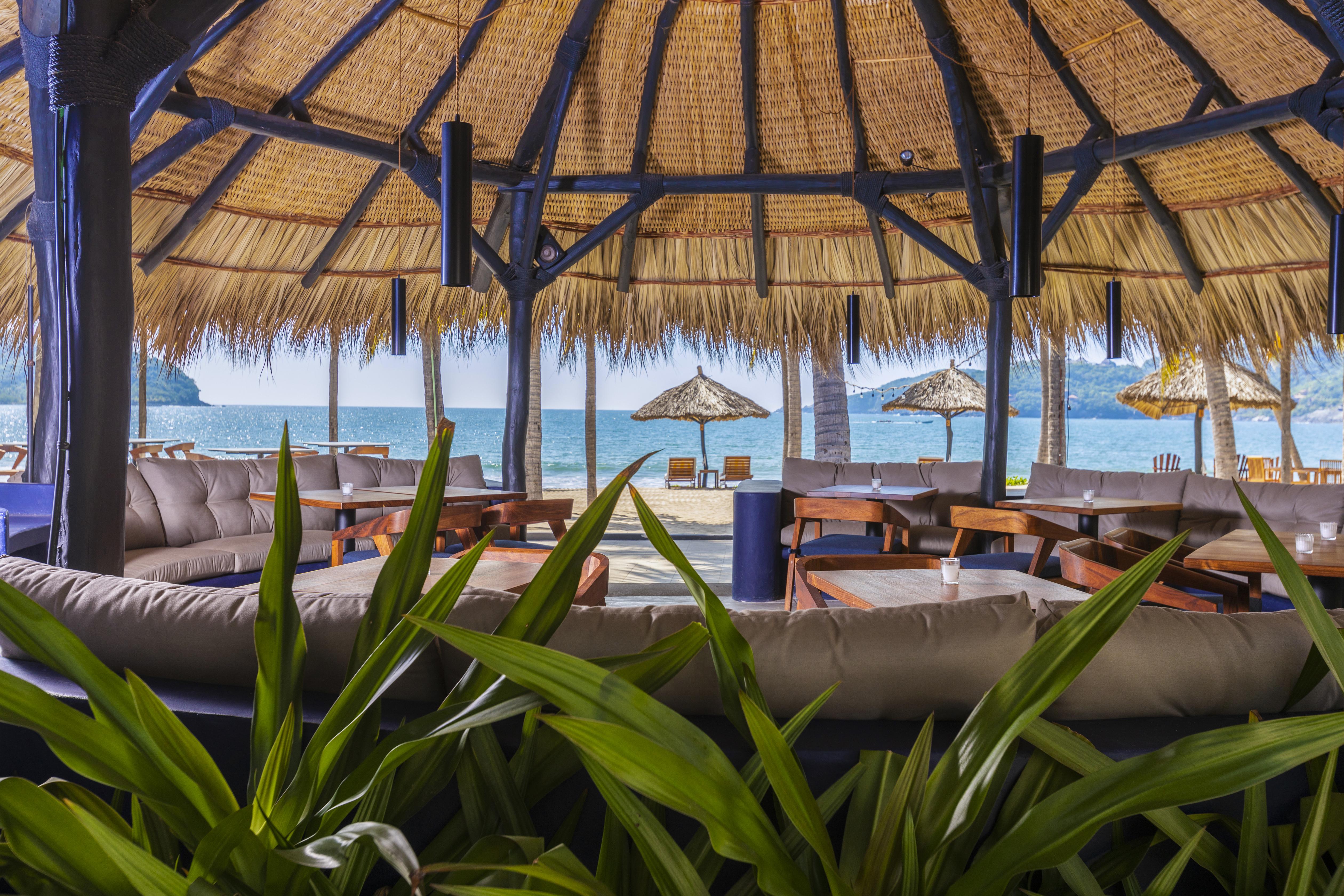 Thompson Zihuatanejo Hotel Bagian luar foto